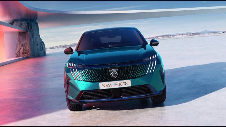 Peugeot e-3008 73 kWh Dual Motor - 2