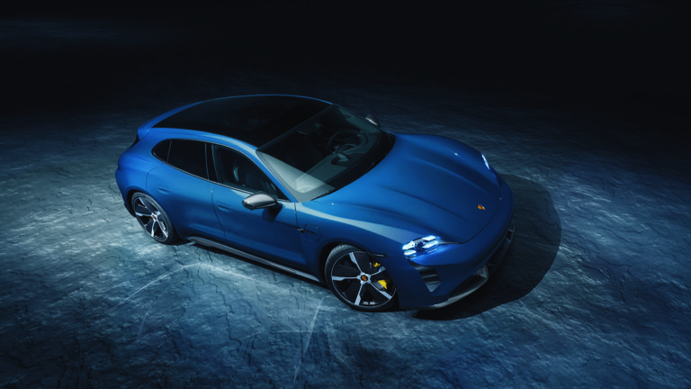 Porsche Taycan Plus Sport Turismo - 2