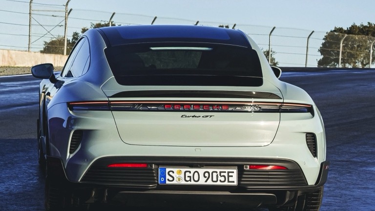 Porsche Taycan Turbo GT - 2